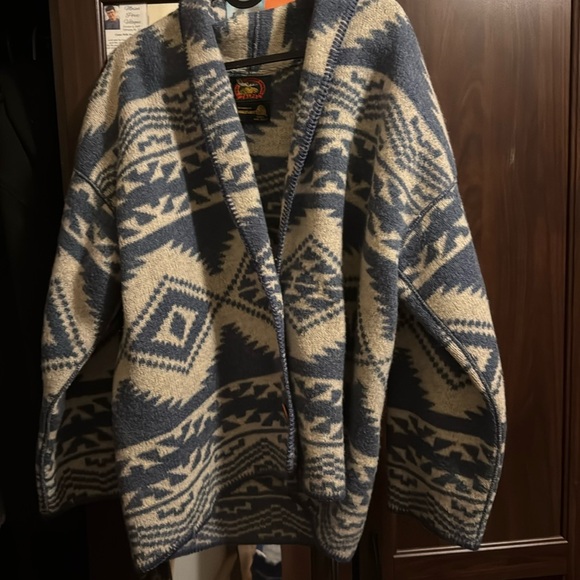 100% wool sweater - Picture 2 of 4